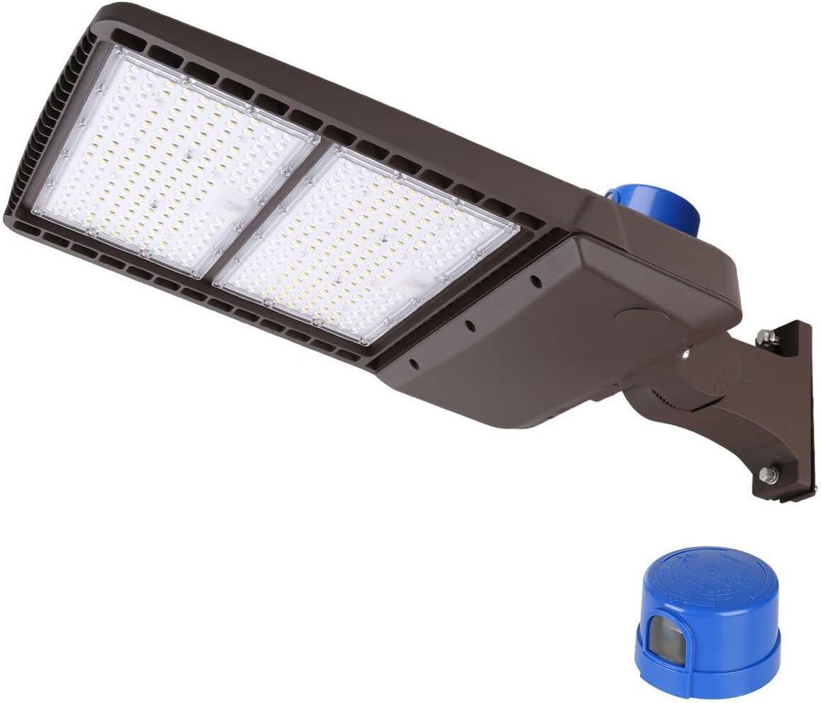 200W LED Parking Lot Light, Dusk to Dawn LED Shoebox Light for Streets, Parking Lots, Driveways, etc., 26000 Lumens Bright Light